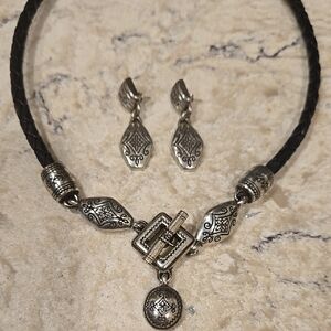 BRIGHTON elegant Silver and Black Jewelry Set Includes Metal Brighton Box